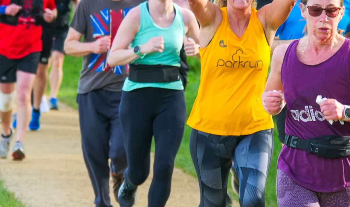 people running parkrun